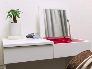 フィーリング(Feeling)の写真/【理想の小顔へ】疲れを癒しながら美もGET！しっかりほぐして素敵なフェイスラインに♪お出かけ前にも◎