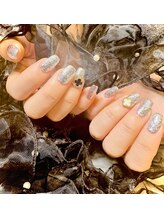 エレノア/シルバーワンカラー・クローバー