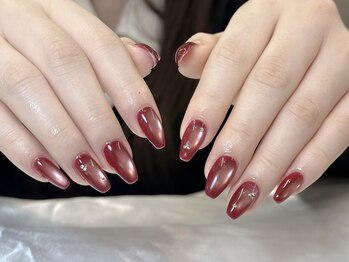 ブイピーネイル 新大久保(VP nail)/長さ出し マグネット