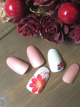 ネイルサロンアンドスクール アイビー(IVY)/ポインセチアでクリスマスネイル