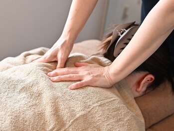 ルーチェテネーラ(Luce tenera)の写真/《日常の喧騒を忘れ至福のひと時を♪》身体の芯からじんわり癒してくれる！慢性的な首・肩コリを徹底解消☆