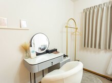 アンドエー(and A)の雰囲気(お帰りの身支度の際にご利用くださいませ♪)