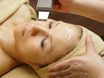 クイーンエンジェル(Queen Angel)/フェイシャル