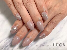 R-125 綺麗めオフィスネイル