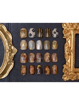 ショートネイルデザインが豊富