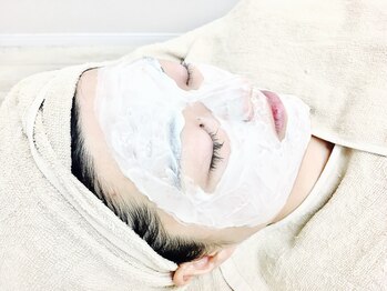 フェイスアップ ヴィーナス(face up Venus)の写真/紫外線でゴワゴワ肌ざらつき肌を整えたい方へ。毛穴の汚れ綺麗にしたい！くすみ対策お肌で輝く素肌へ♪