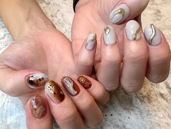 アシンメトリーネイル