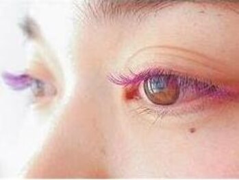 ストーリー STORY知多店(STORY)の写真/さりげないカラーで魅せる目元を演出♪まつ毛に自分らしさをプラスして、周りの視線を集める瞳へ！