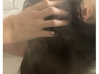 モーヴ(MAUVE)/頭皮マッサージ