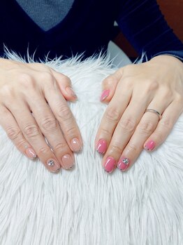 NP ネイルサロン/つけ放題