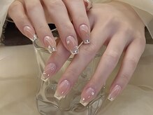 ラメール(La mer)/甘すぎない可愛いネイル