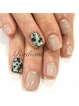 ラディアント 学芸大学(Radiant)/大人ボタニカル