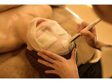 ザ ワン(THE ONE)/【ニキビ/敏感肌ケア】施術