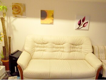 幸せマッサージ/【待合スペース】