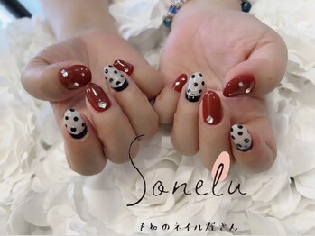 ソネル(Sonelu)/水玉ネイル