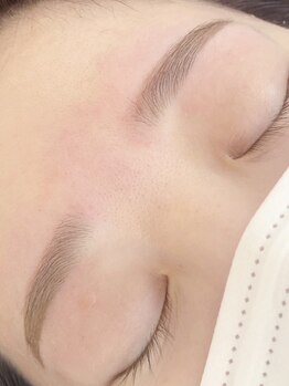 ミチ(MIcHI)/眉毛スタイリング