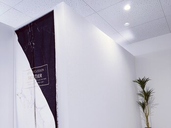 リアル(REAL)の写真/【安心の都度払い＆激安価格】オーダーメイドの最高峰マシンを導入し脱毛しながら美肌にもなれる効果期待◎