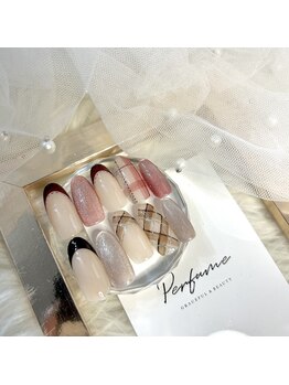 ダリア(Daria)/ガーリーチェックネイル(^^)