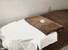 【施術ベット】ふかふかベッド、マタニティーの方も◎