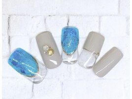 海　夏ネイル　フレンチ　ホロ