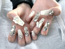 バズネイル(VAZ NAIL)/