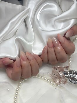 ビビ(ViVi)/桃ネイル