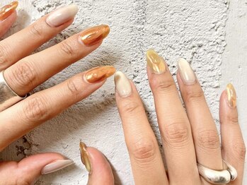 ノラ ミナミアオヤマ(NORA MINAMIAOYAMA)/ベッコウカラーぷっくりネイル