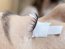 マツエク/まつげパーマ/パリジェンヌ/眉毛/LED etora吉祥寺/施術風景