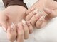 ビュービー ネイル(Beaubie Nail)の写真/指先から主役級の可愛さへ！フレンチ×黒ドット＆3D花びらアートで憧れの長さを