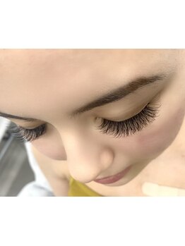 ボリュームのある目元にしたい