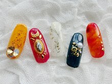 ネイリシャス(NAILICIOUS)/シンプルなアートネイル