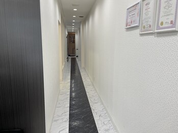 スパチャーレ(Spa ciare)/【店内】廊下