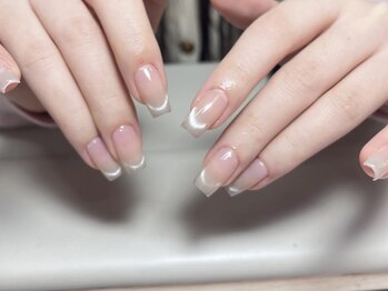 ヴィーナスネイル(Venus Nail)/マグネットフレンチ　ベースあり