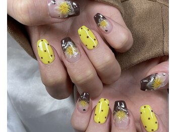 エイミーユア(Eimmy Yua)/ brown 黄色お花