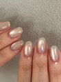 ソレイユ トータルビューティー(sole‘il total beauty) くすまず肌に馴染む、うるうるマグネットネイル!
