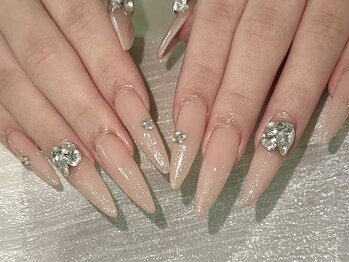 ten. 横浜 【ジェル/チップスカルプ/つけ放題/持ち込み】【4月中旬オープン（予定）】の写真/【長さ出しで美フォルムに指先をイメージチェンジ★】技術力に自信のあるスタッフが理想のフォルムを実現♪