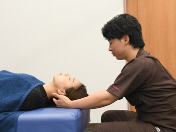 信愛整骨院/辛い頭痛に