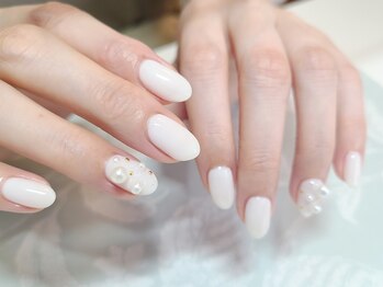 ネイルアンドまつげエクステ専門サロン スリー(THREE)/立体パール