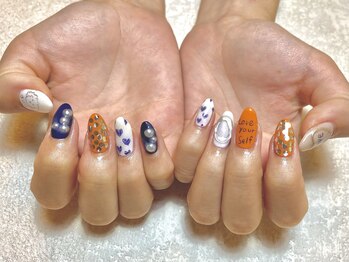 ルア(lua.)/落書きネイル*free design