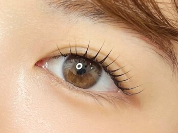 コンフィー(comfy)の写真/1人1人に寄り添ったカウンセリングで目元のお悩みを伺い、理想に近づくデザインをご提案◎