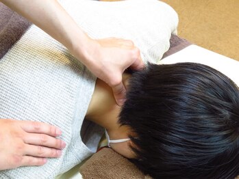 本通北8整骨院/痛みを確認しながら施術します！