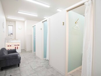 ホワイトニングショップ 町田店/【落ち着く店内】ホワイトニング