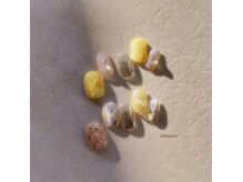 シルニー リム(Silny rim)/アシンメトリーニュアンスネイル