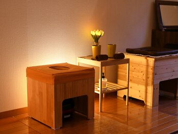 柚温/座面が広いこだわりの椅子