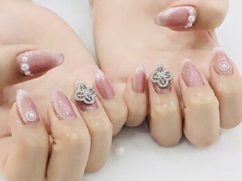 クリスタルネイル 船橋(Lily by Crystal)/