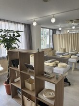 アロエ鍼灸整体院 南森町院/落ち着いた雰囲気の院内です