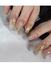 ラウレア(Laulea)/ぷっくり×ゴールド