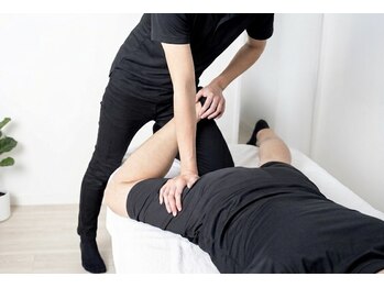 ルポ(REPOS)の写真/ストレッチで深層部から疲労回復♪凝りやすい股関節と肩甲骨周りを心地よく伸ばす極上の休息時間を!