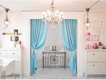 美容サロン プリンセス(Princess)/気持ちも上がる店内