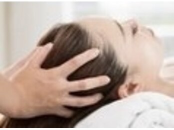 サナ(Sana)/硬い頭皮、表情筋引き上げ